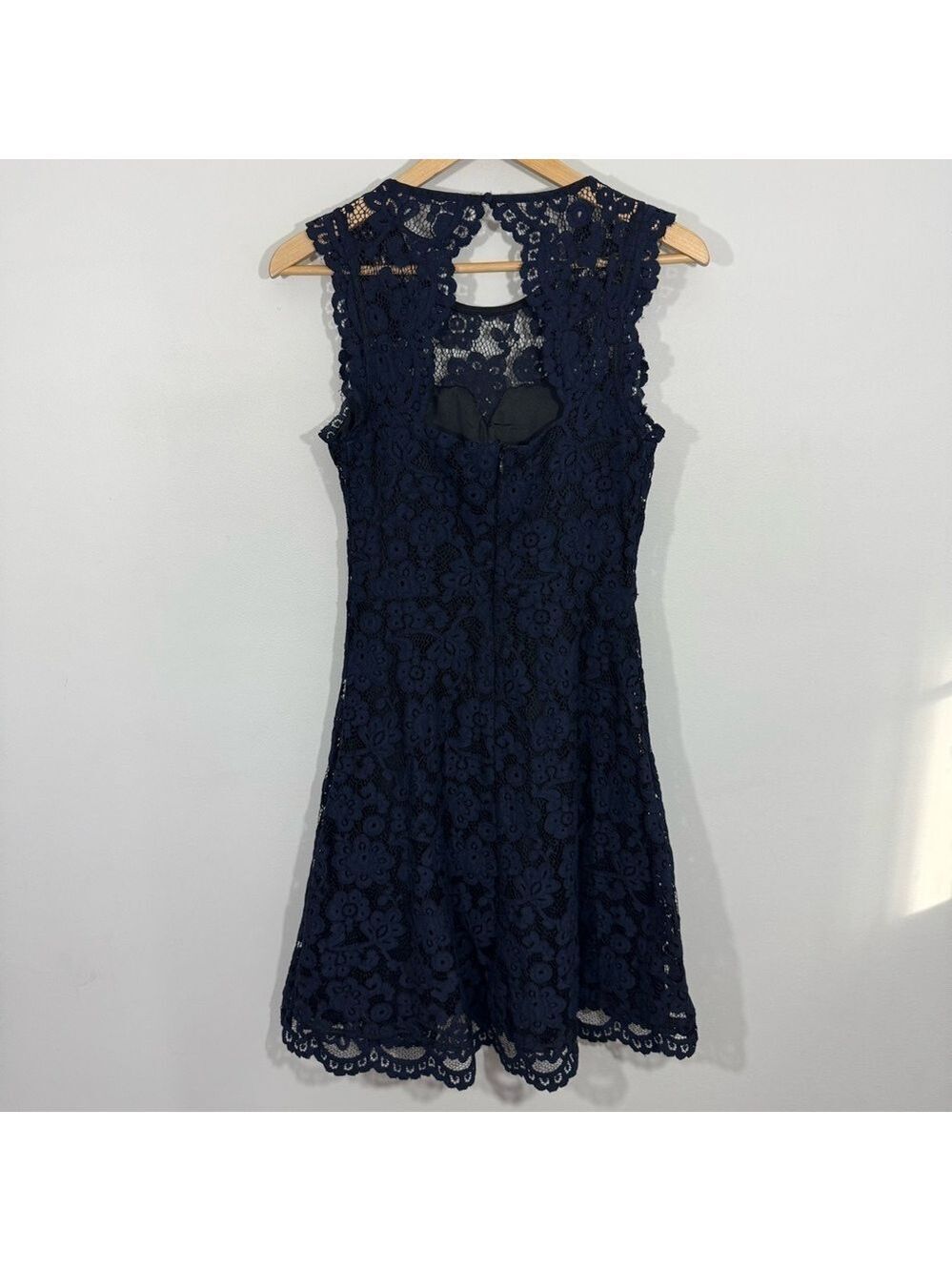 Reitmans Sweetheart Fit & Flare Dress Sz 4 Navy Blue Lace Overlay Open Back VGUC - Picture 7 of 14